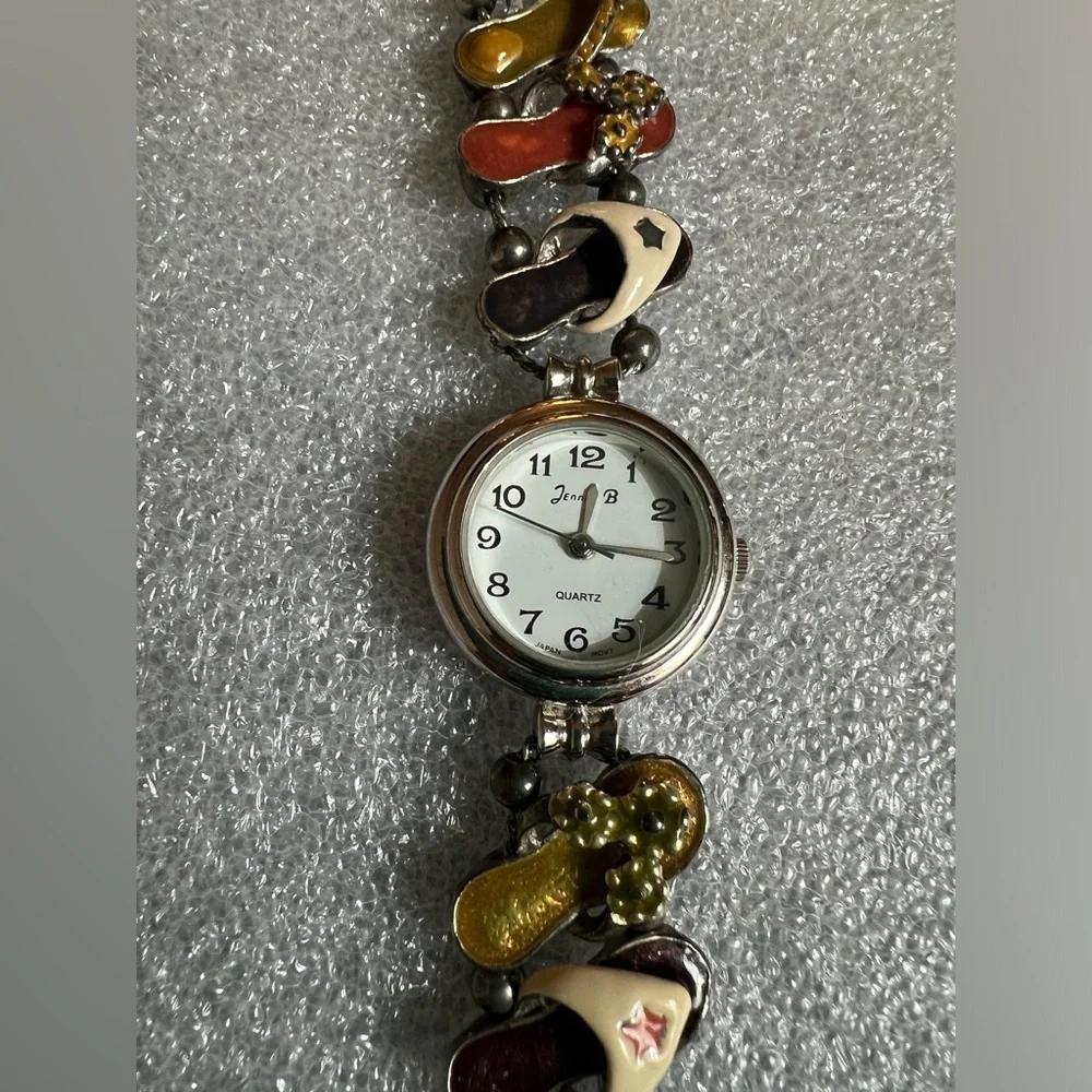 Orini Beach flip flop sandel strap quartz analog ladies watch